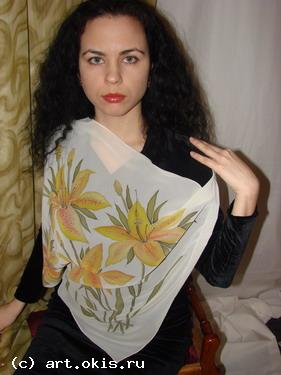 платок с лилиями